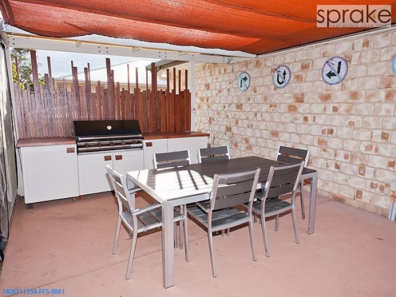 8 Inverness Crt, Wondunna QLD 4655