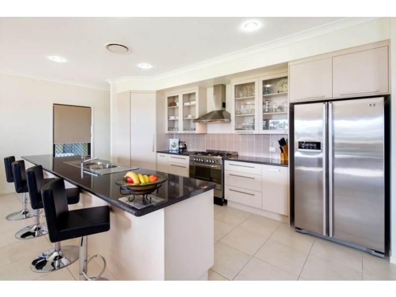 24 Turrum Street, Scarness QLD 4655