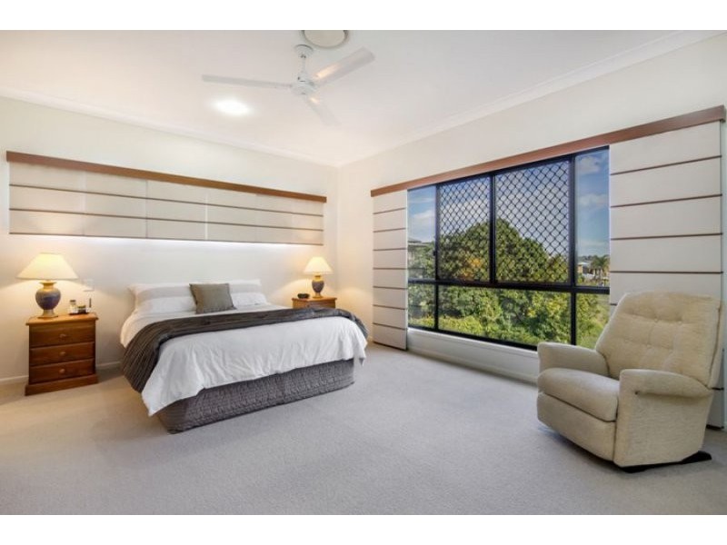 24 Turrum Street, Scarness QLD 4655