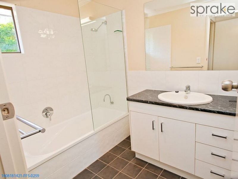 15 Ramsay Court, Dundathu QLD 4650