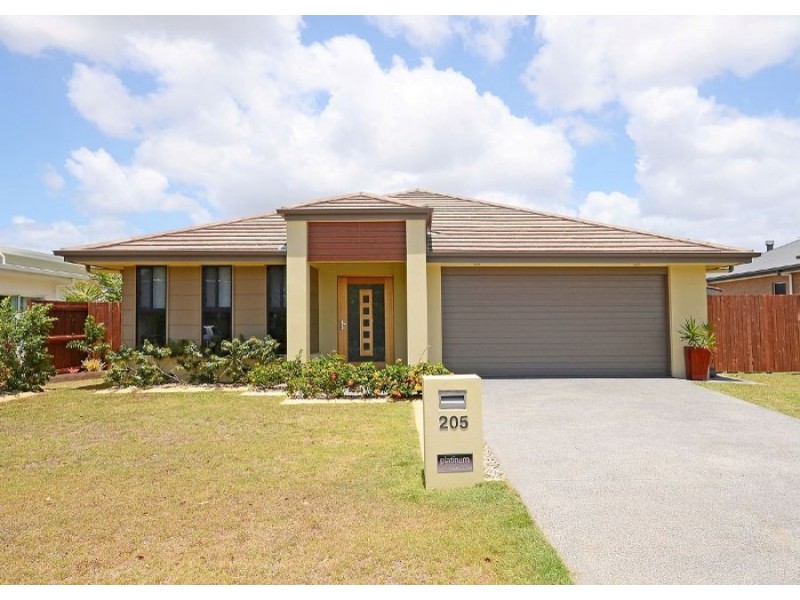 205 Long Street, Pialba QLD 4655
