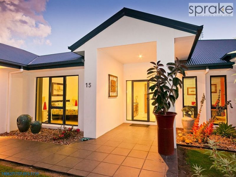 15 Amstal Avenue, Wondunna QLD 4655