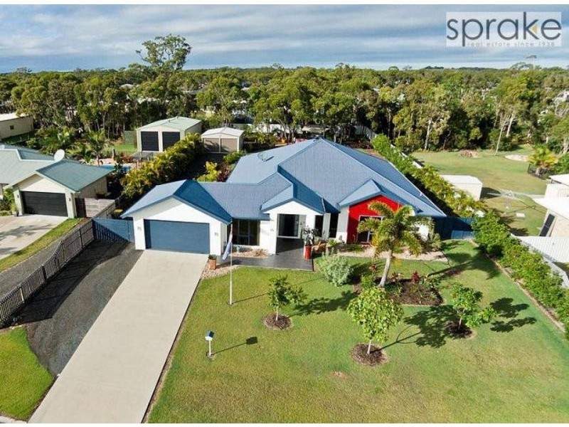 15 Amstal Avenue, Wondunna QLD 4655