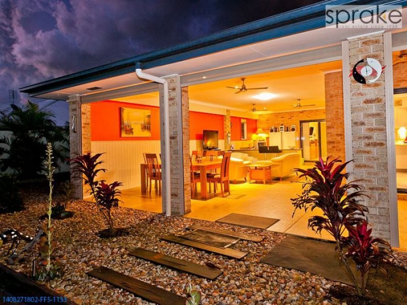 15 Amstal Avenue, Wondunna QLD 4655