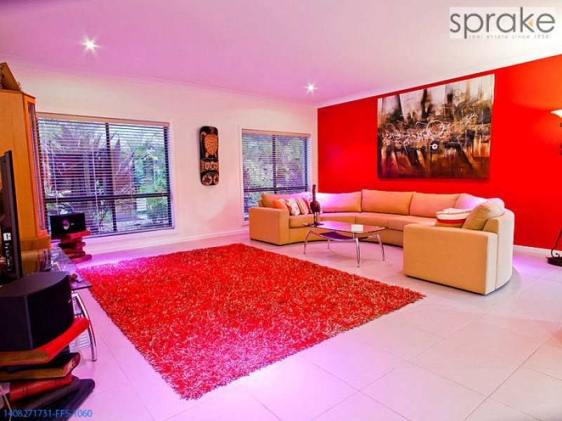 15 Amstal Avenue, Wondunna QLD 4655
