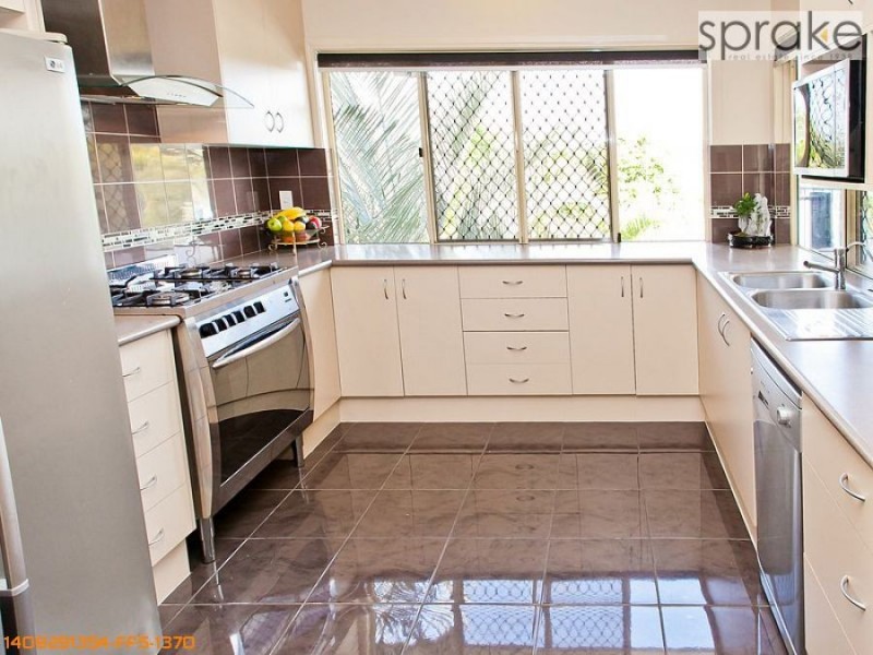 26 Highland Place, Craignish QLD 4655