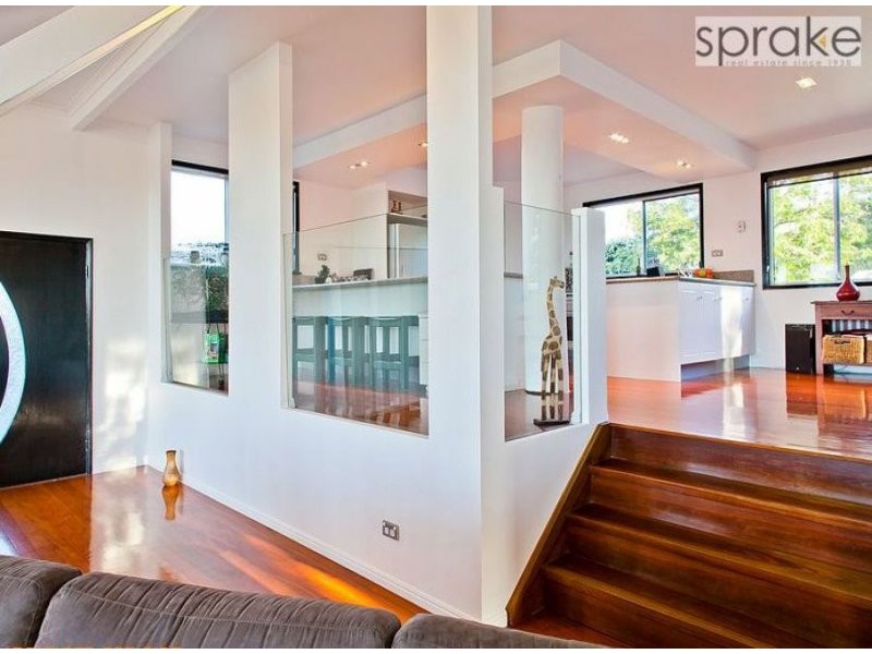 15 Waigani Avenue, Kawungan QLD 4655