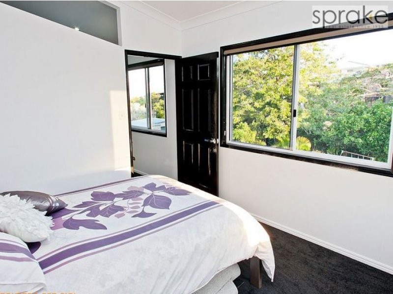15 Waigani Avenue, Kawungan QLD 4655