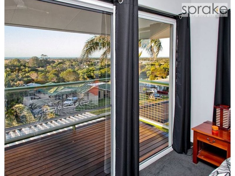 15 Waigani Avenue, Kawungan QLD 4655