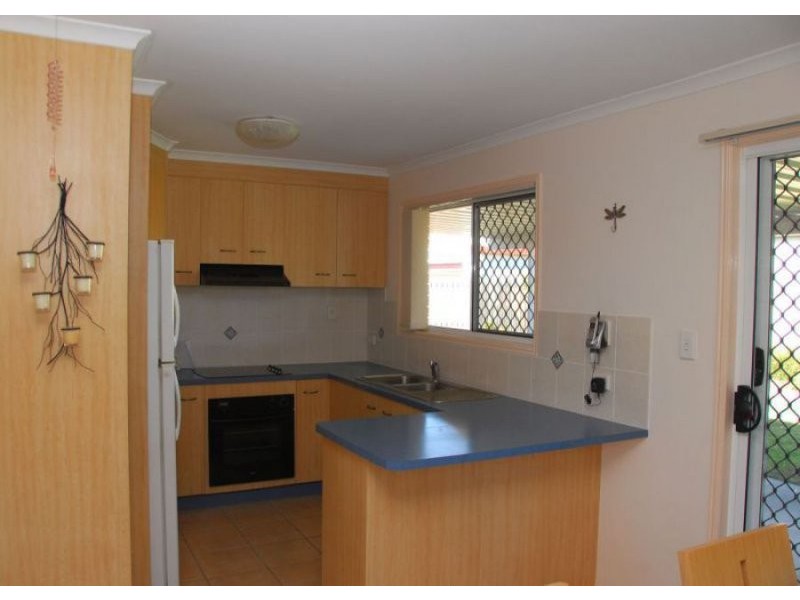 12 Burnett Court, Eli Waters QLD 4655