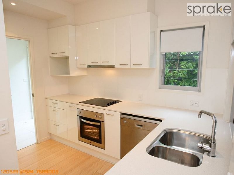 9/541 Esplanade, Urangan QLD 4655