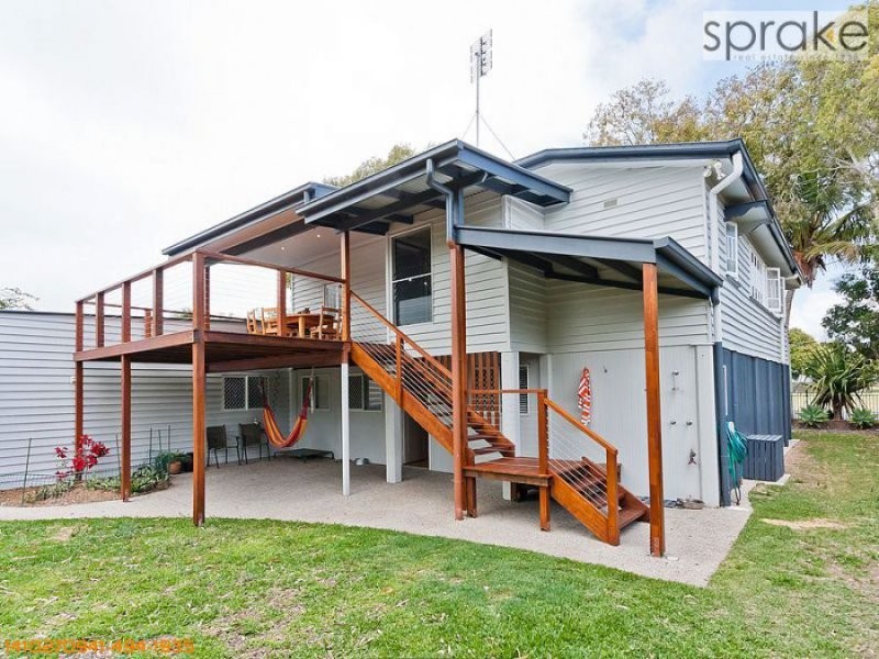 10 Guard Street, Urangan QLD 4655