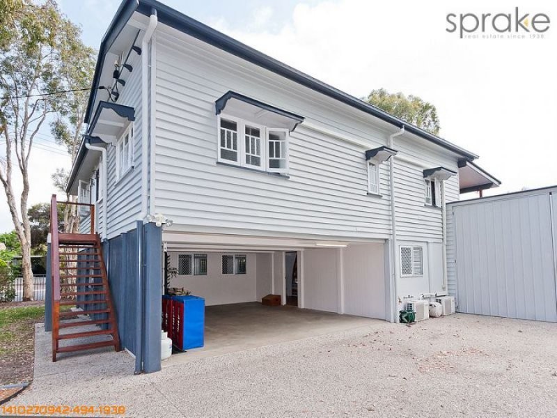 10 Guard Street, Urangan QLD 4655