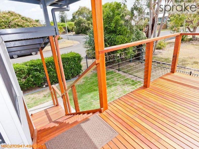 10 Guard Street, Urangan QLD 4655