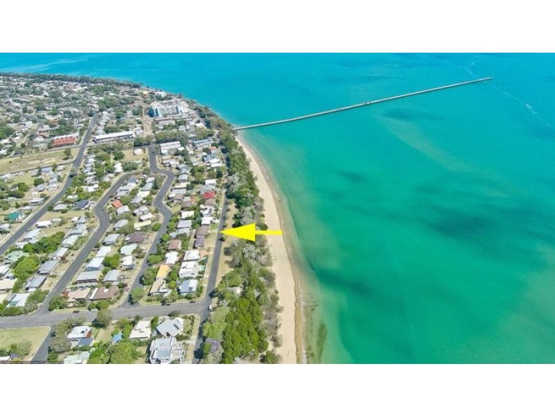 595 Esplanade, Urangan QLD 4655