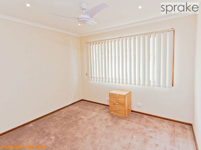 595 Esplanade, Urangan QLD 4655