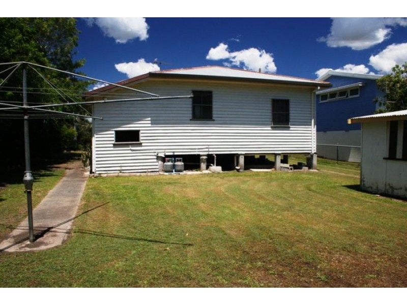 7 Mary Street, Scarness QLD 4655