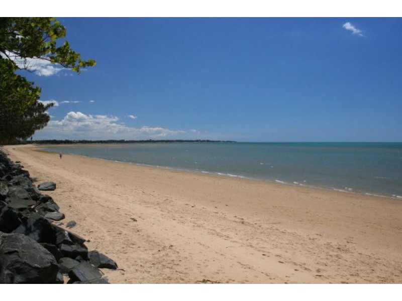 7 Mary Street, Scarness QLD 4655