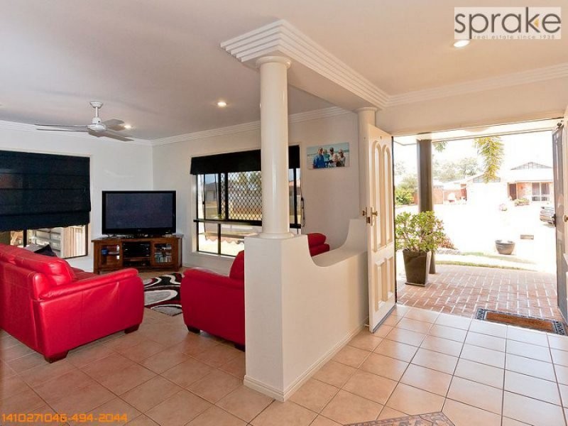 5 Florida Court, Torquay QLD 4655