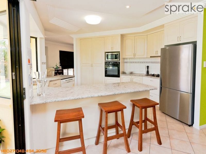 5 Florida Court, Torquay QLD 4655