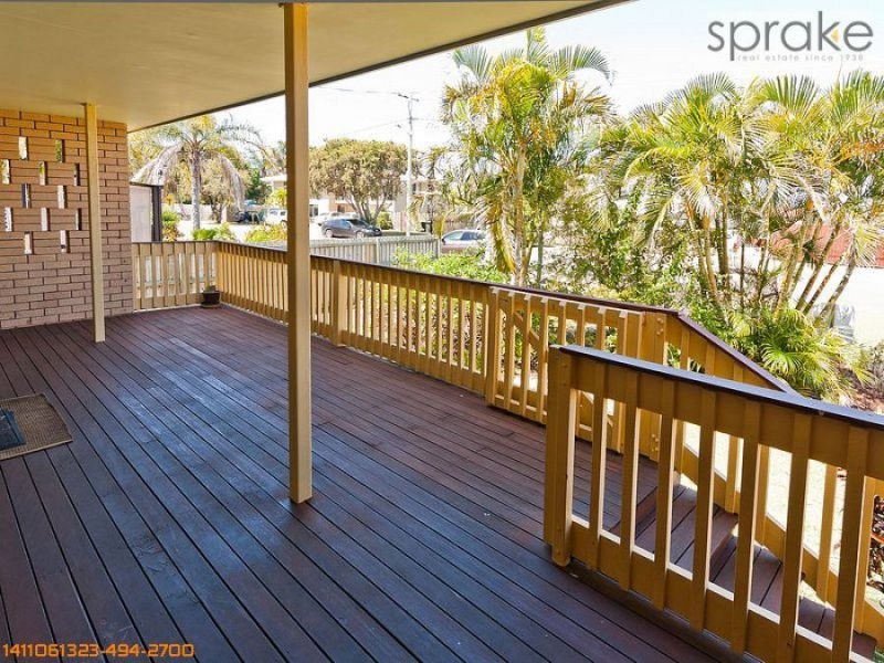 11 Long Street, Point Vernon QLD 4655