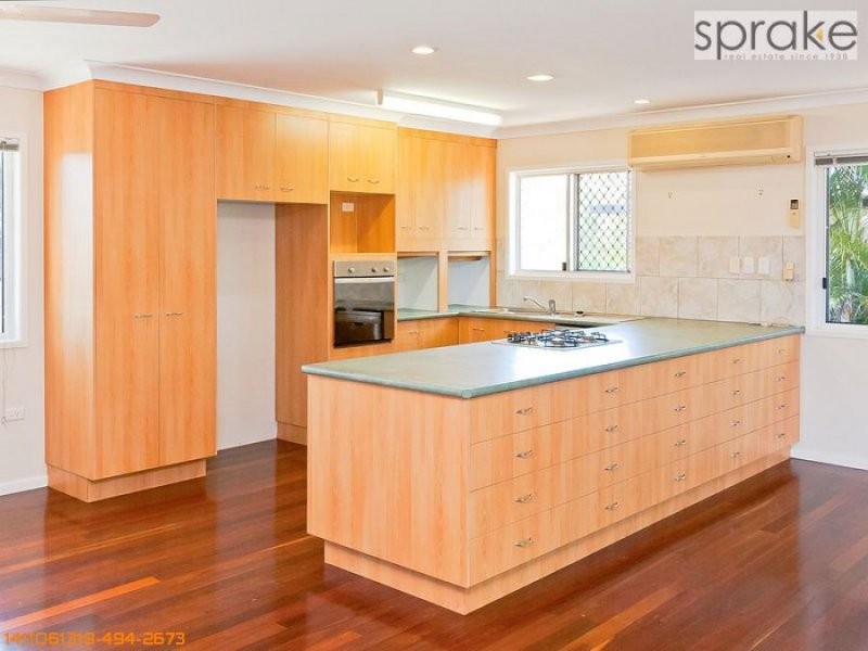 11 Long Street, Point Vernon QLD 4655