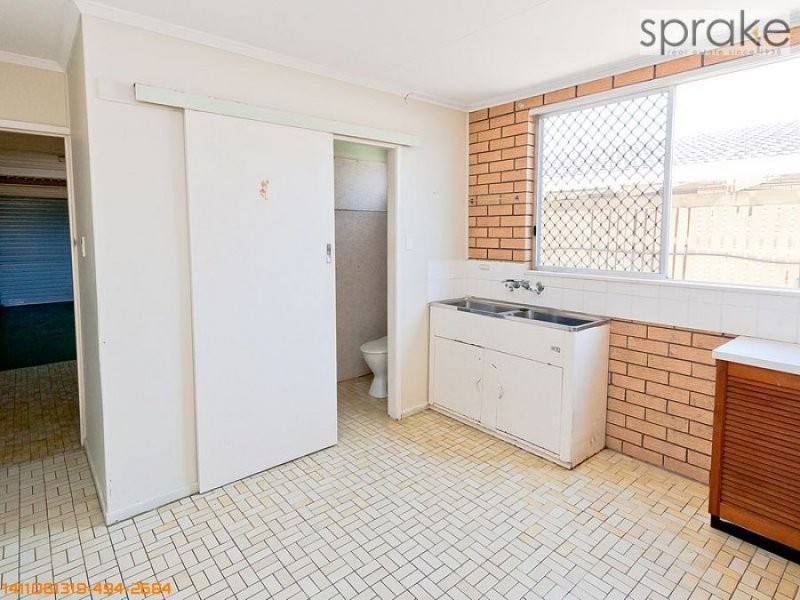 11 Long Street, Point Vernon QLD 4655