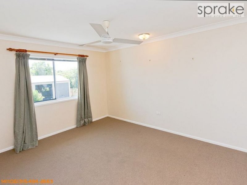 11 Long Street, Point Vernon QLD 4655