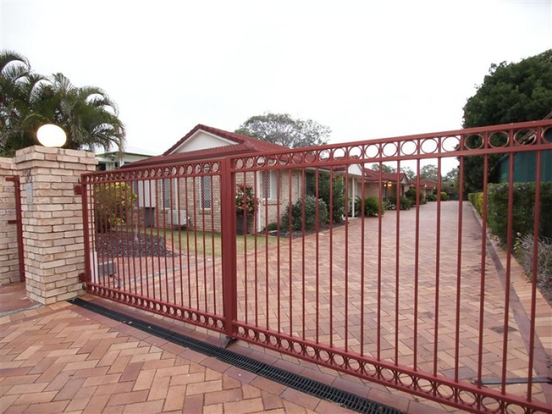 2/36 Truro Street, Torquay QLD 4655