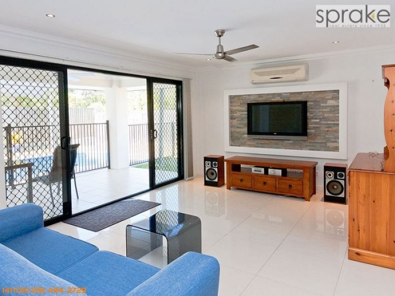 17 Bay Breeze Close, Wondunna QLD 4655