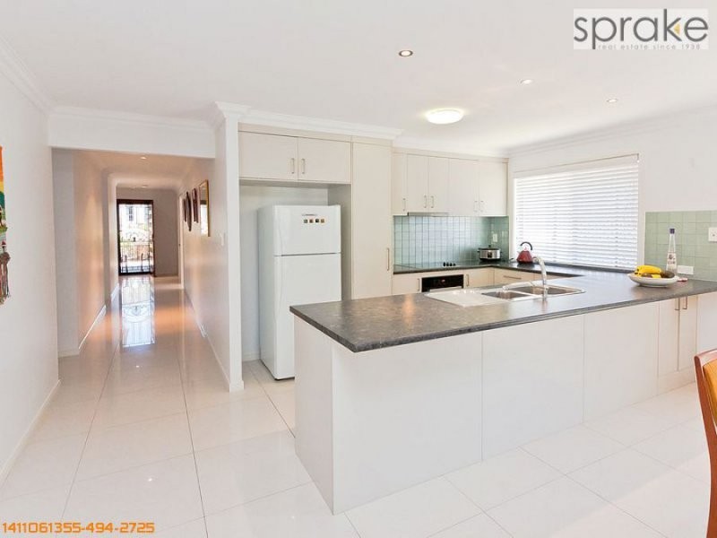 17 Bay Breeze Close, Wondunna QLD 4655