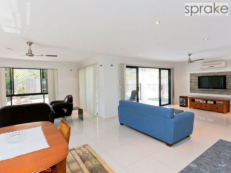 17 Bay Breeze Close, Wondunna QLD 4655