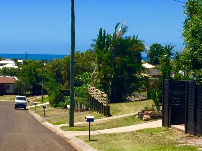 26 Crawford Drive, Dundowran QLD 4655