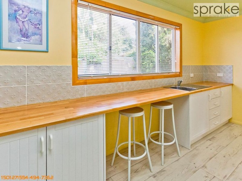 78 Hammond Street, Urangan QLD 4655