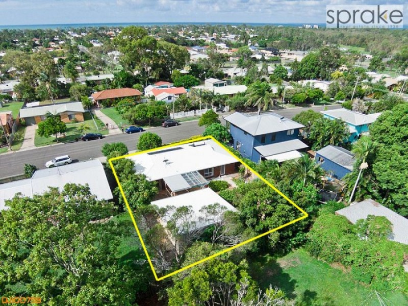 78 Hammond Street, Urangan QLD 4655