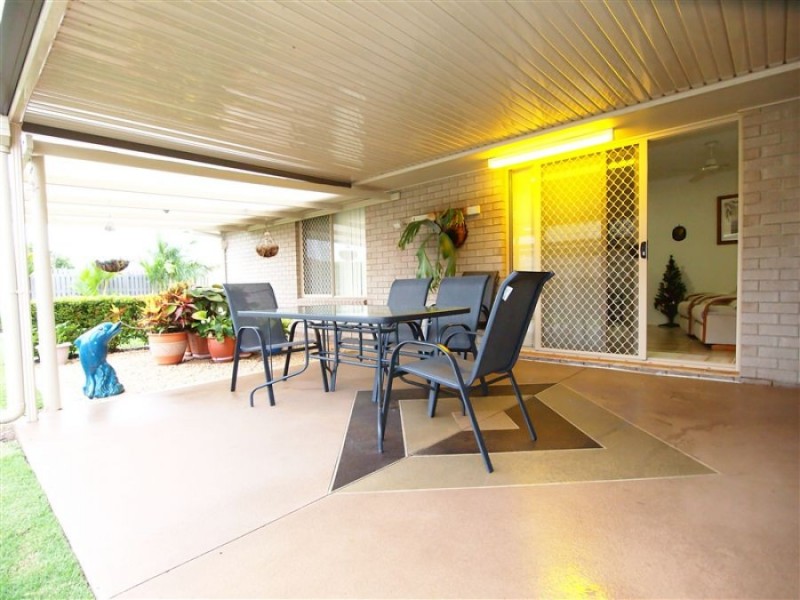 3 Lambour Court, Point Vernon QLD 4655