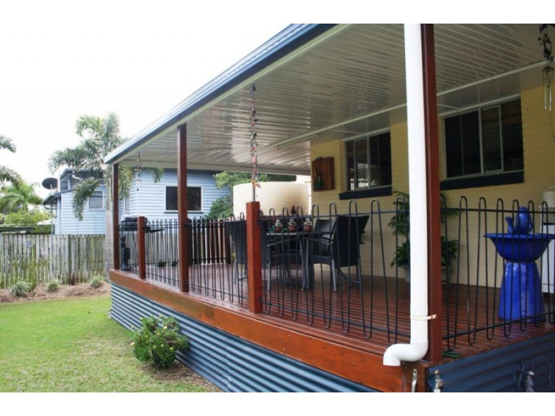 29 Beach Road, Pialba QLD 4655
