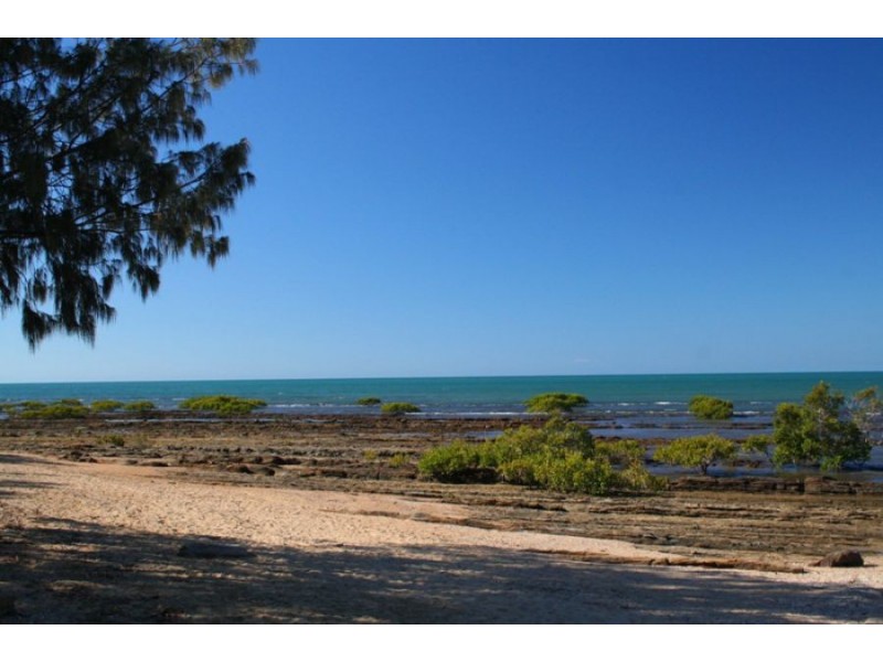 29 Beach Road, Pialba QLD 4655