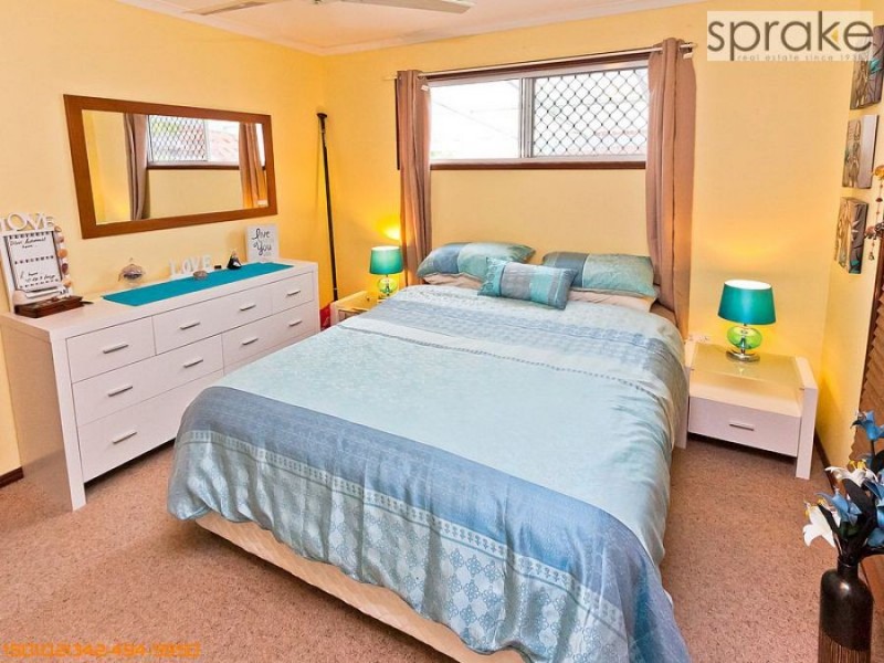 6 Partridge Close, Torquay QLD 4655