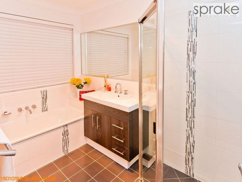 18 Bottlebrush Street, Kawungan QLD 4655