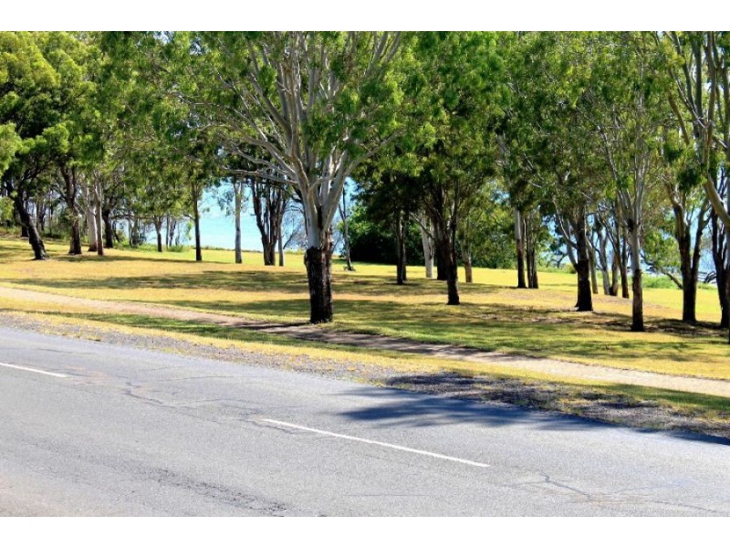 143 Esplanade, Point Vernon QLD 4655
