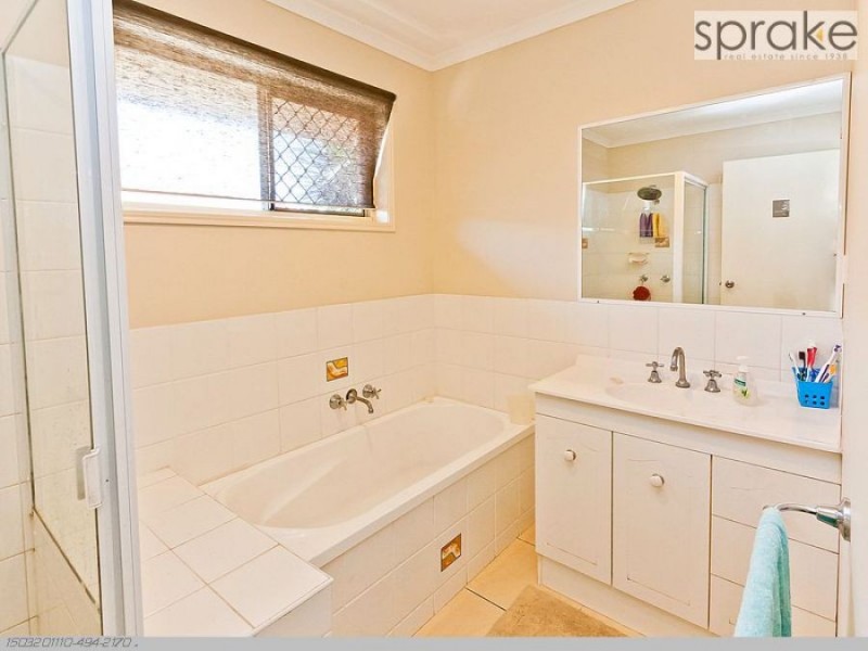 85 Wattle Street, Point Vernon QLD 4655