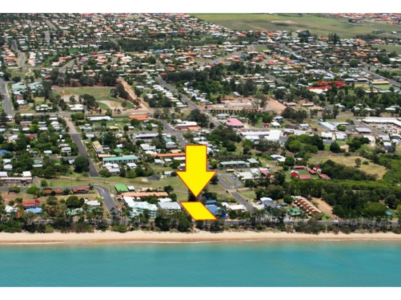 323 Esplanade, Scarness QLD 4655