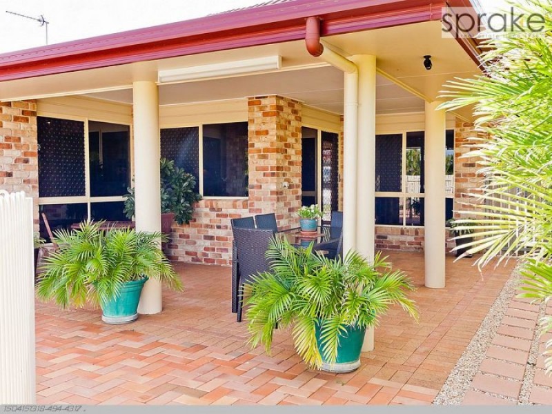 12 Montrose Close, Point Vernon QLD 4655