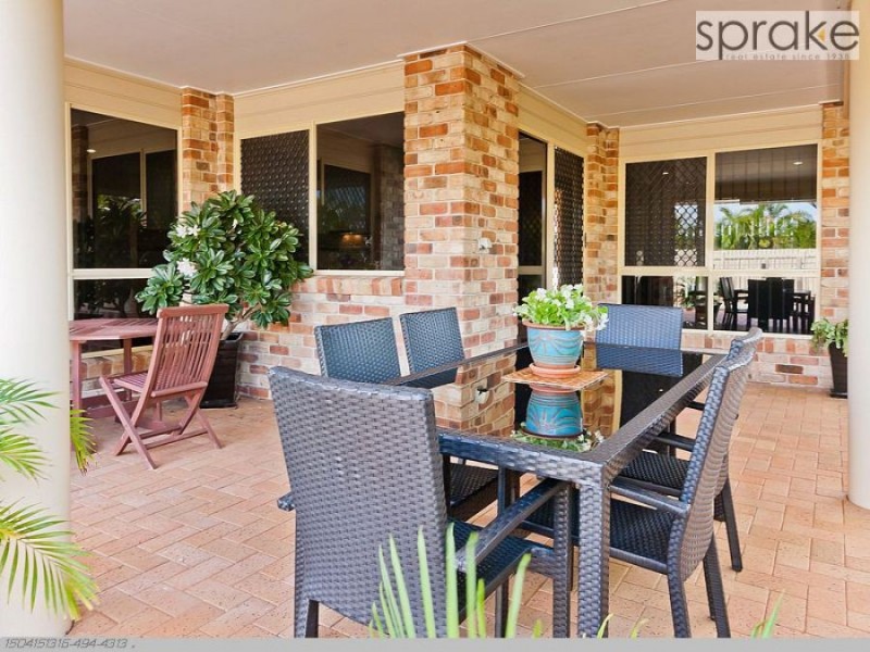 12 Montrose Close, Point Vernon QLD 4655