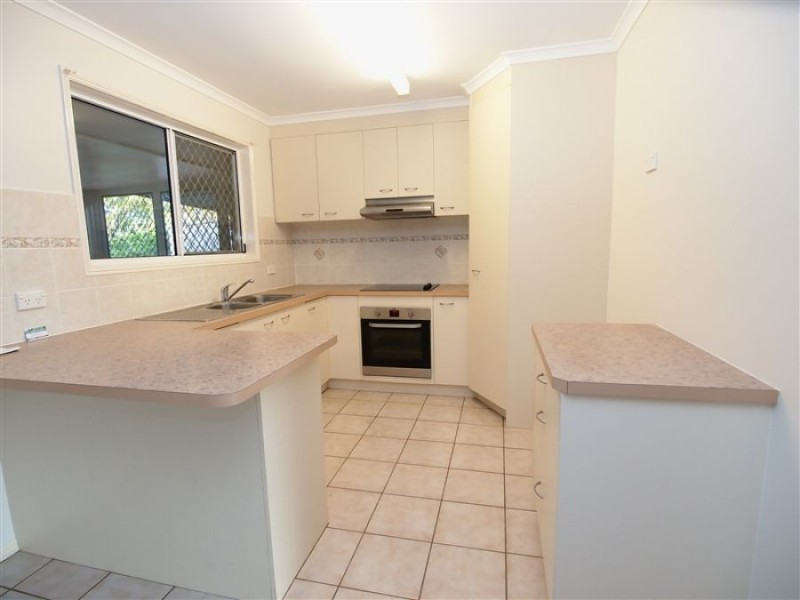 21 Tristania Crescent, Urangan QLD 4655