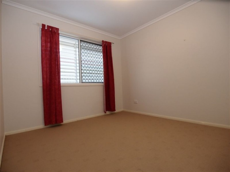 21 Tristania Crescent, Urangan QLD 4655