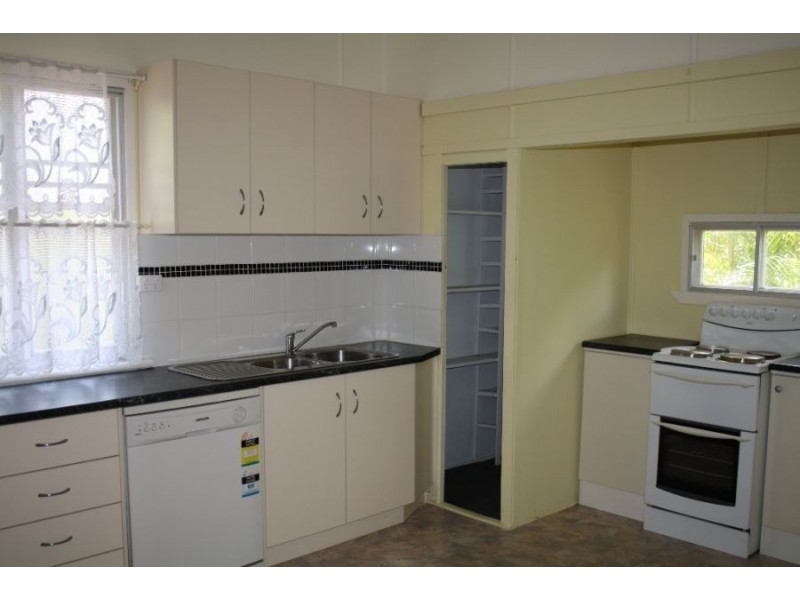 34 Muriel Street, Maryborough QLD 4650