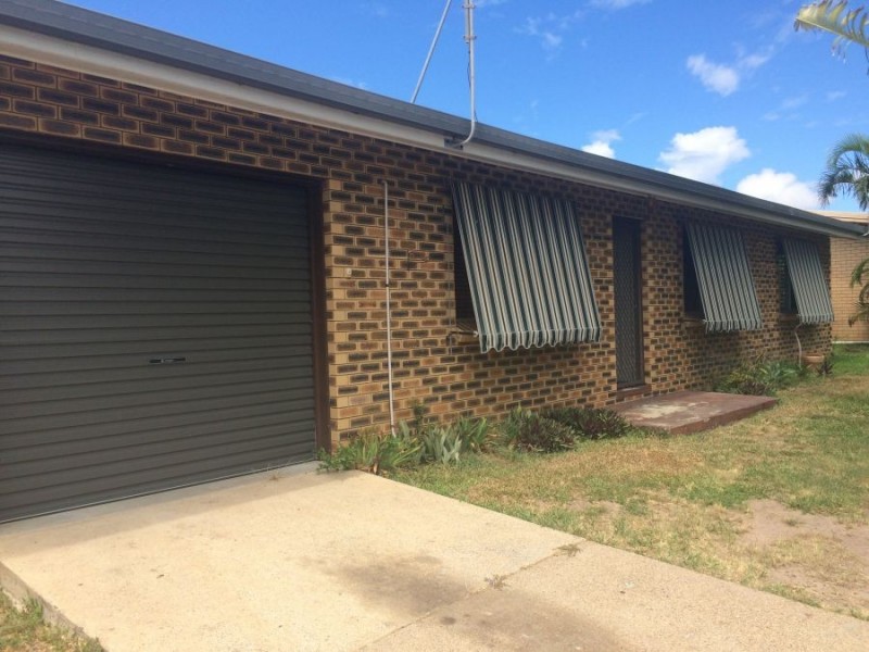 50 Hansen Street, Urangan QLD 4655
