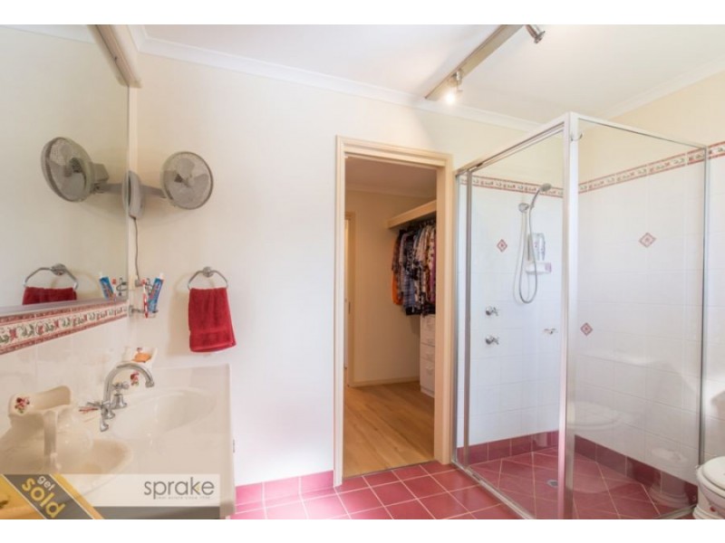 20-22 Jindera Court, Wondunna QLD 4655